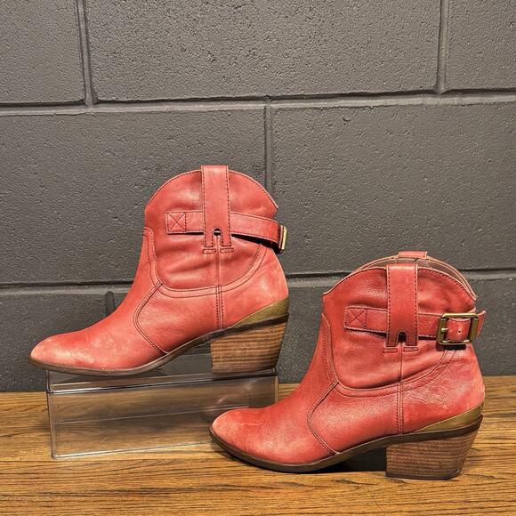 Lucky Brand Boots Jordan Distressed Red Leather Western Ankle Booties Womens 8.5 - Picture 1 of 8